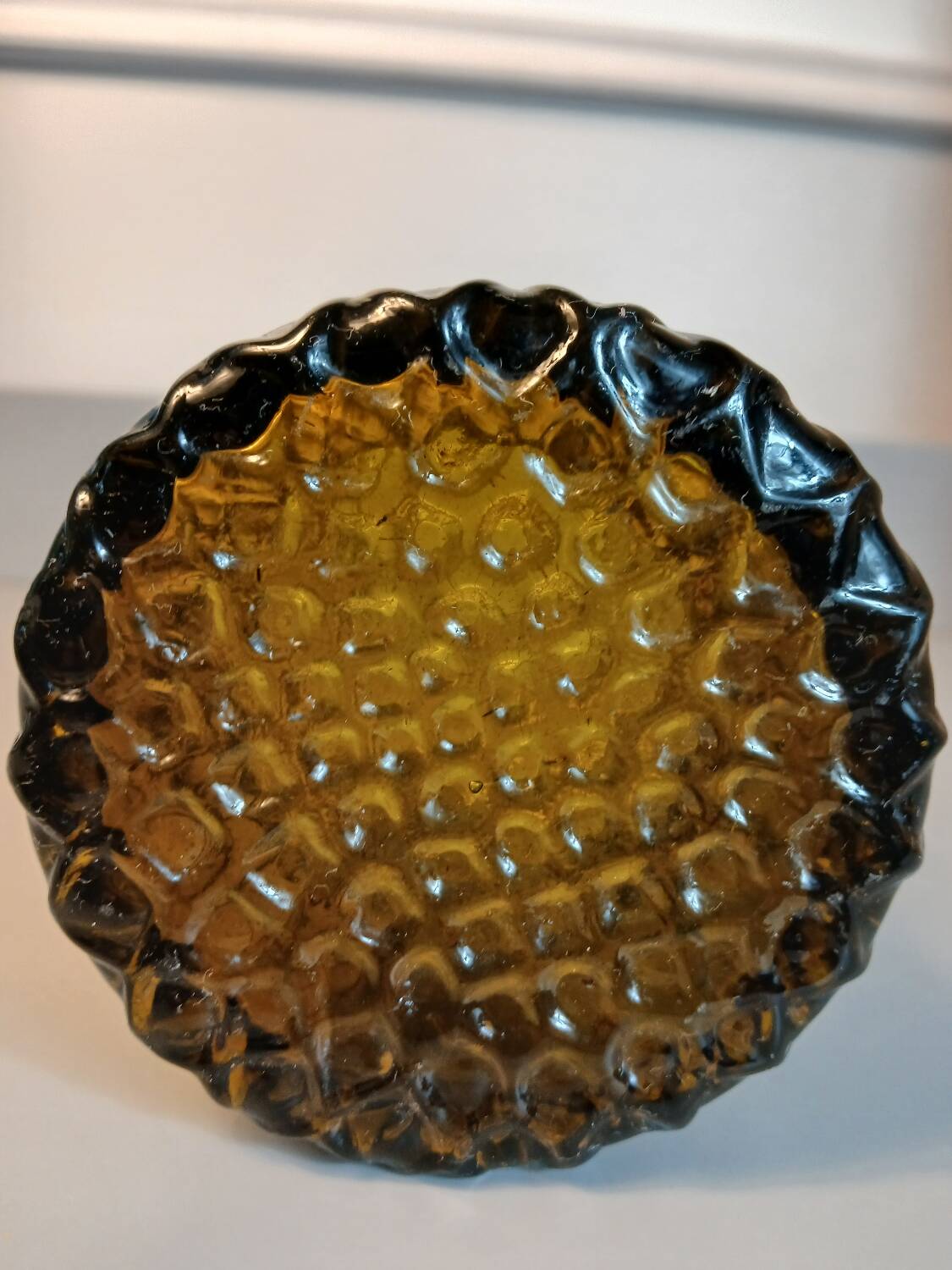 Vintage twisted amber glass vase – 1960s/70s – Mid-Century Style