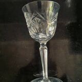 Cut white wine glasses