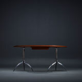 Modell 909 desk of Paolo Rizzatto for Alias, 2000s