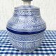 Ancien pot à beurre couvert “jobbana” marocain, Fès, signé Serghini