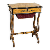Table de couture en bouleau, 1870