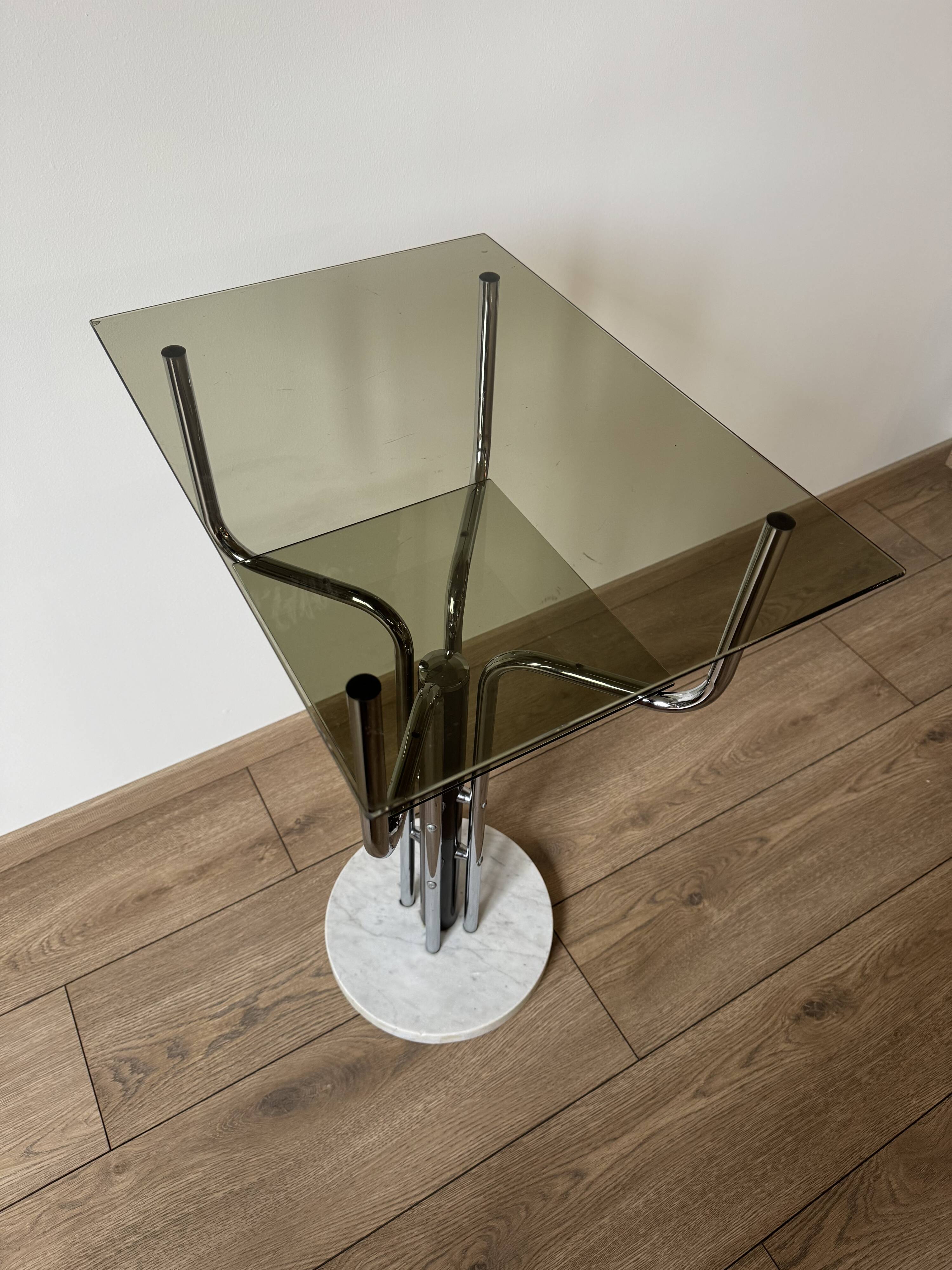 70s pedestal table