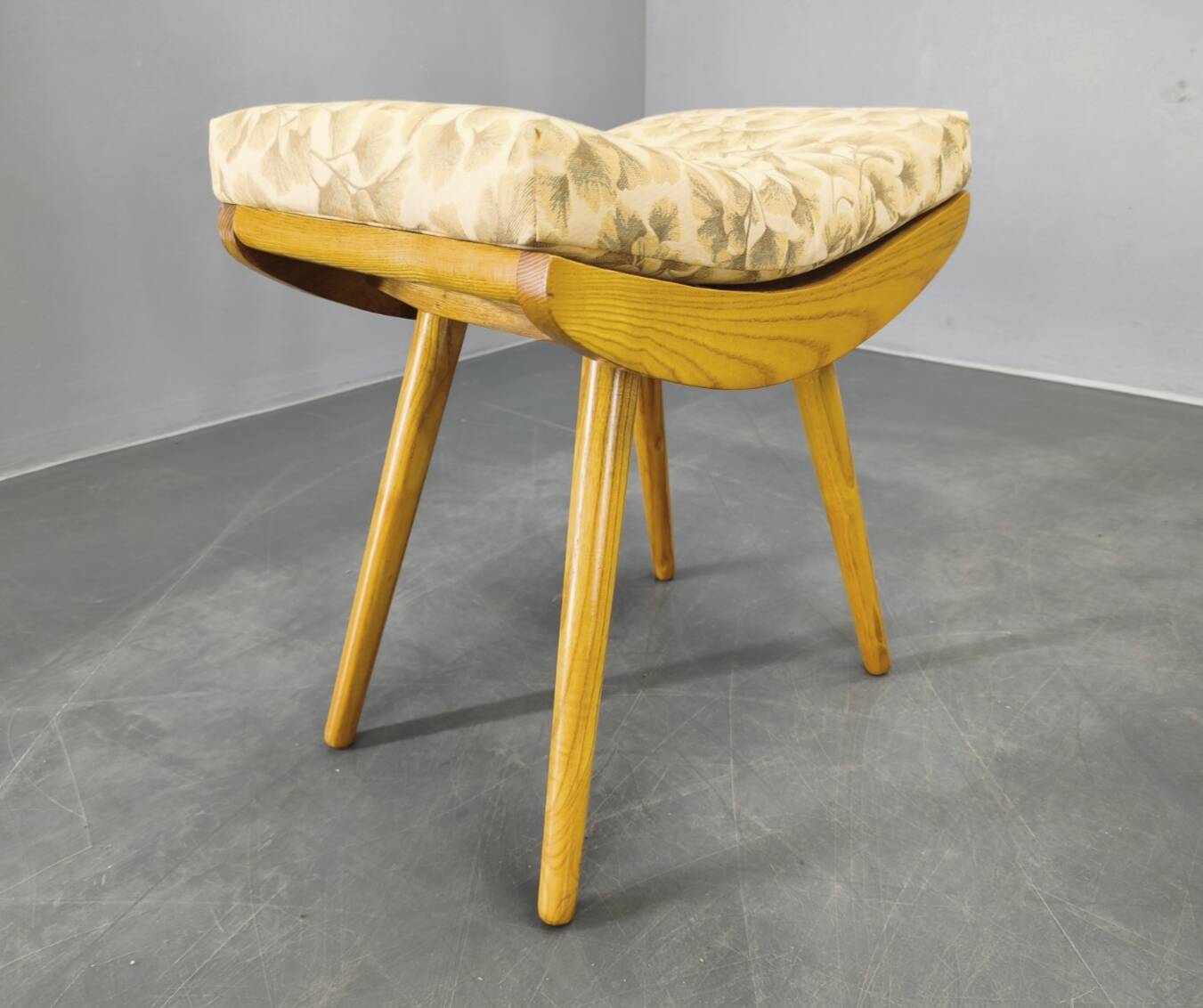 Pair of Mid-Century Maple Footstools, Czechoslovakia 1960s