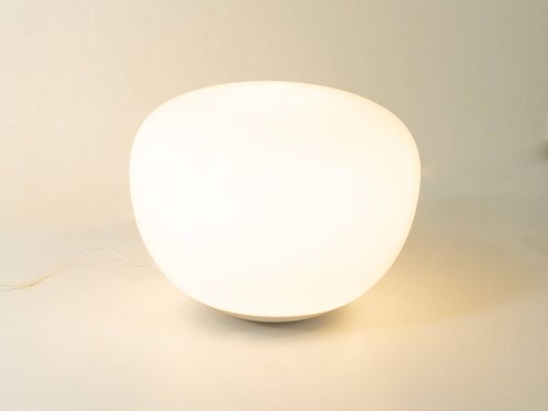 Lampe de sol ikea jonisk par carl öjerstam