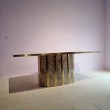 Table à manger en marbre et en laiton avec surface enmarbre