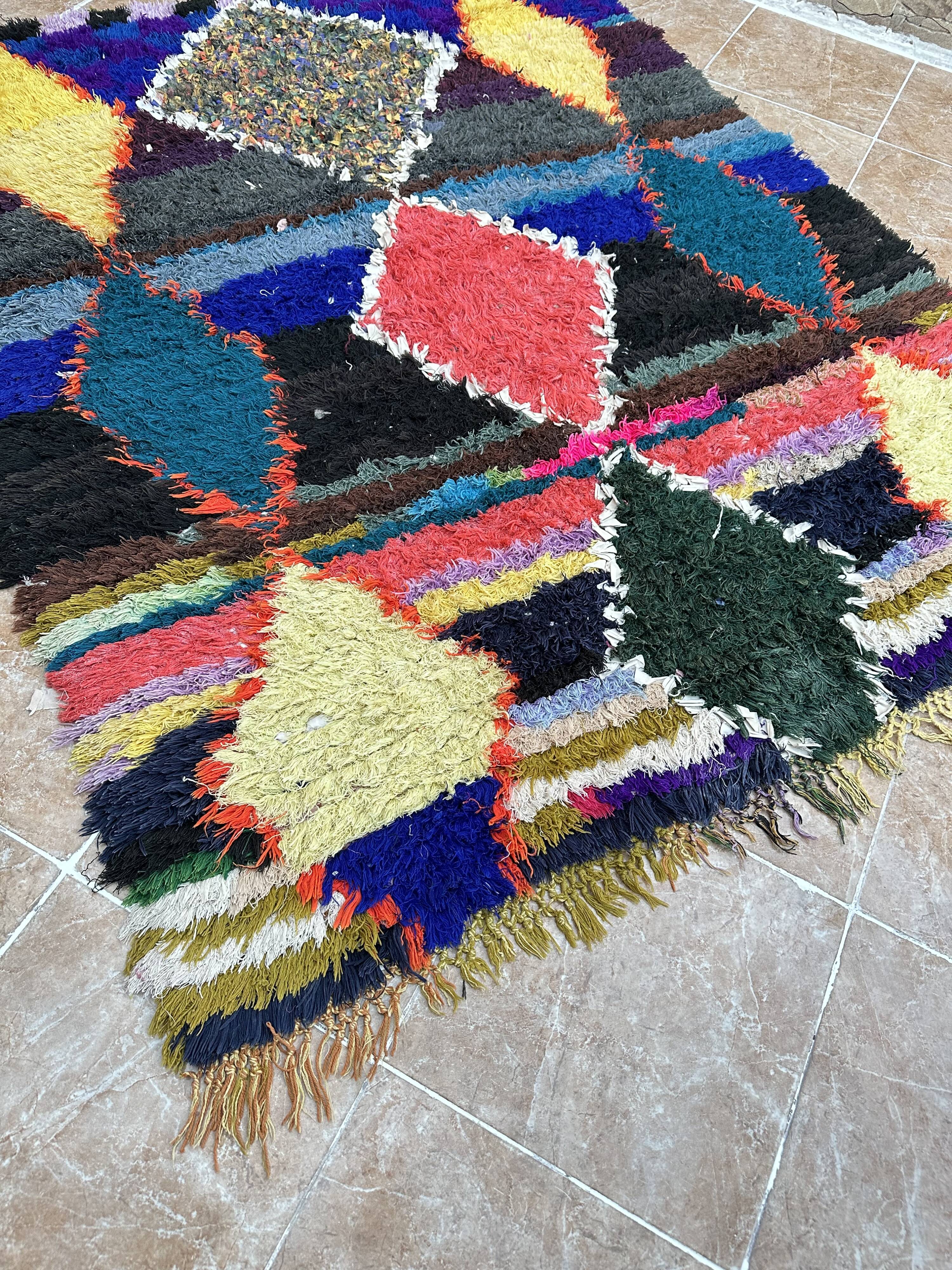 Boucherouite rug | Moroccan rug | Eclectic rug | Moroccan rug