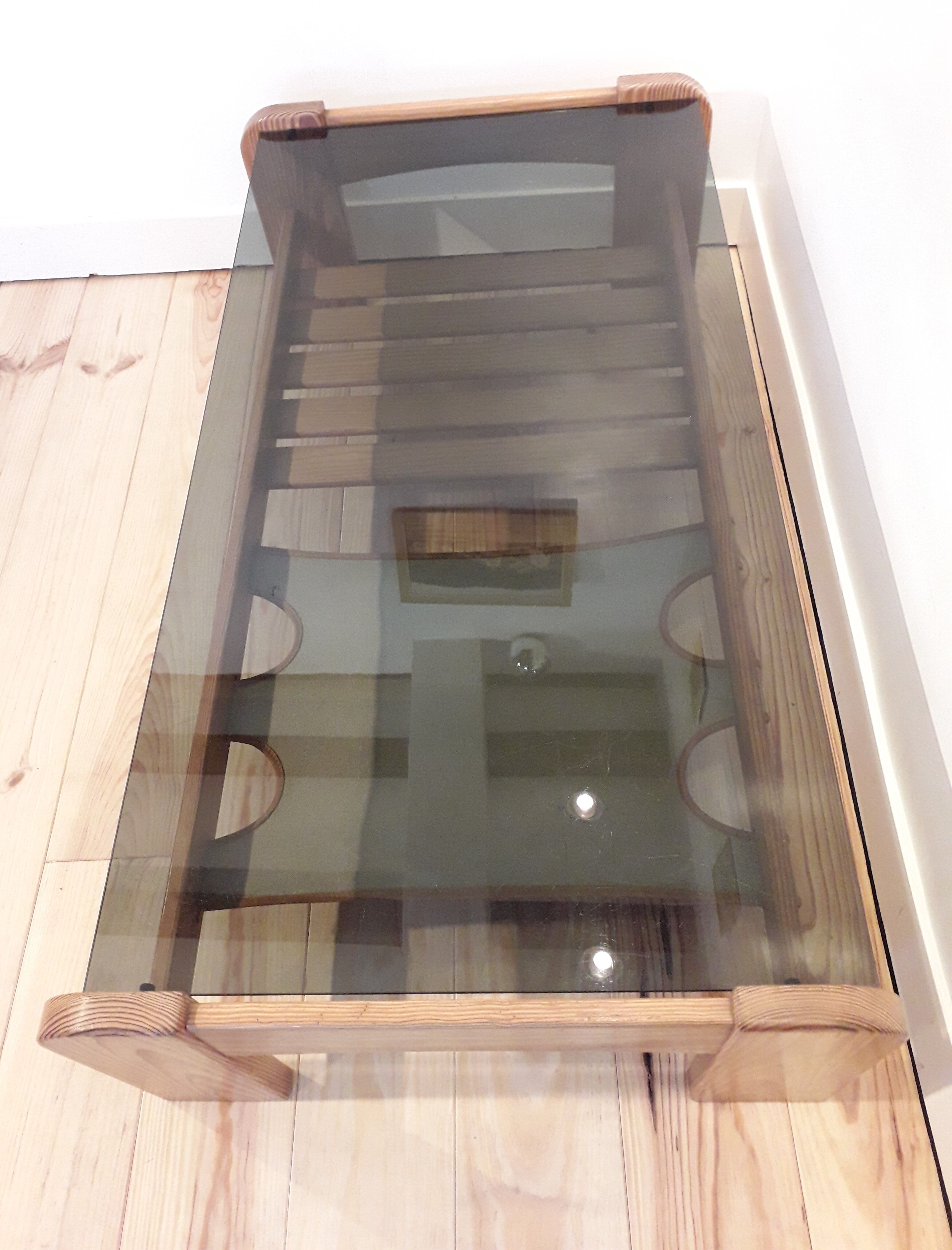Table low pine and smoked glass