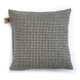Coussin laine pied de poule graphique