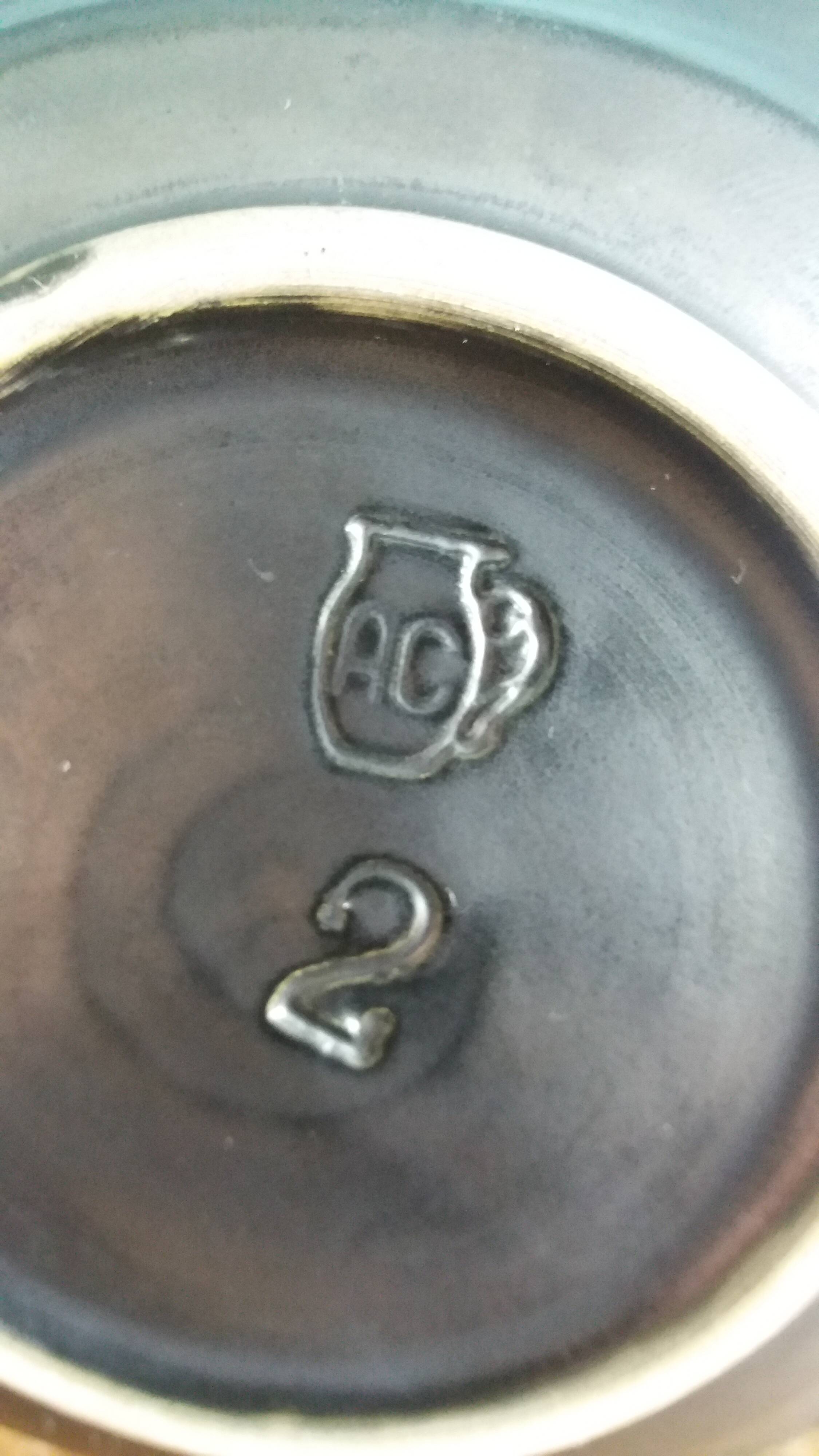 Ashtray signed by André Chaudemanche at Mezeray in Malicorne clay.