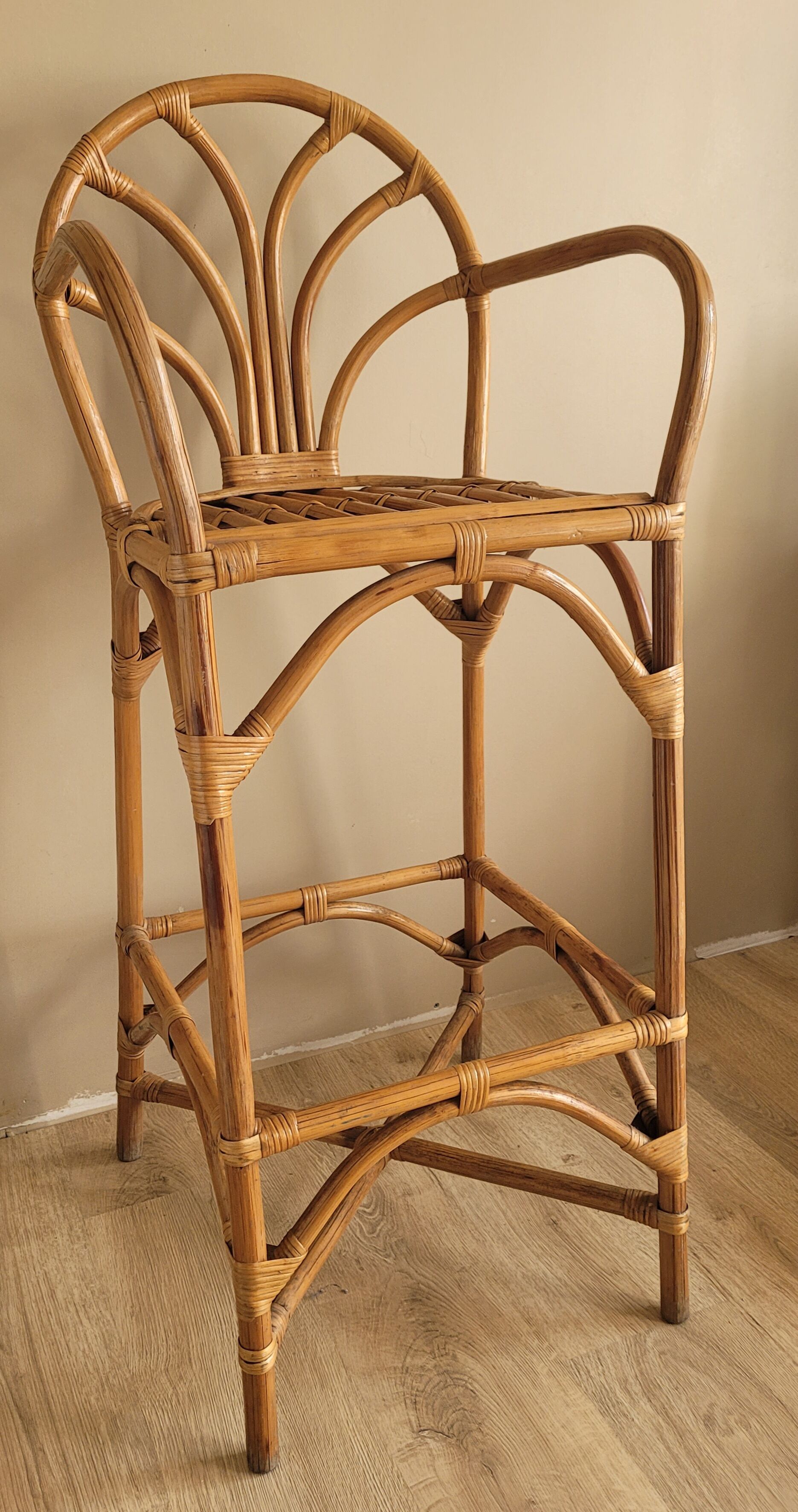 High bar rattan stool