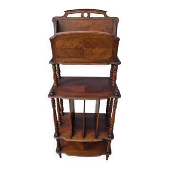 Casier à musique en noyer