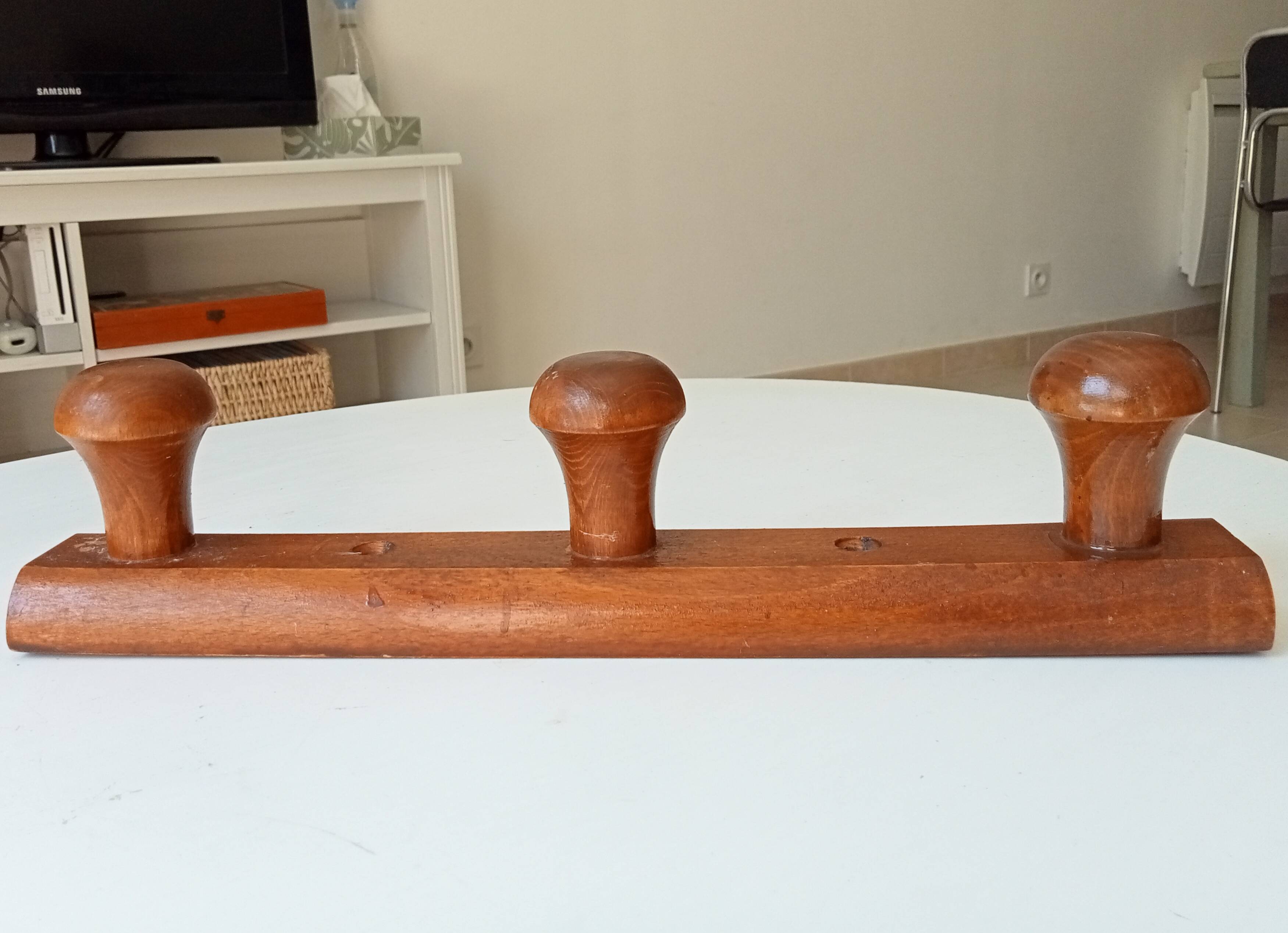 Vintage wall coat rack from the 70s