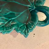 Set of leaf dishes