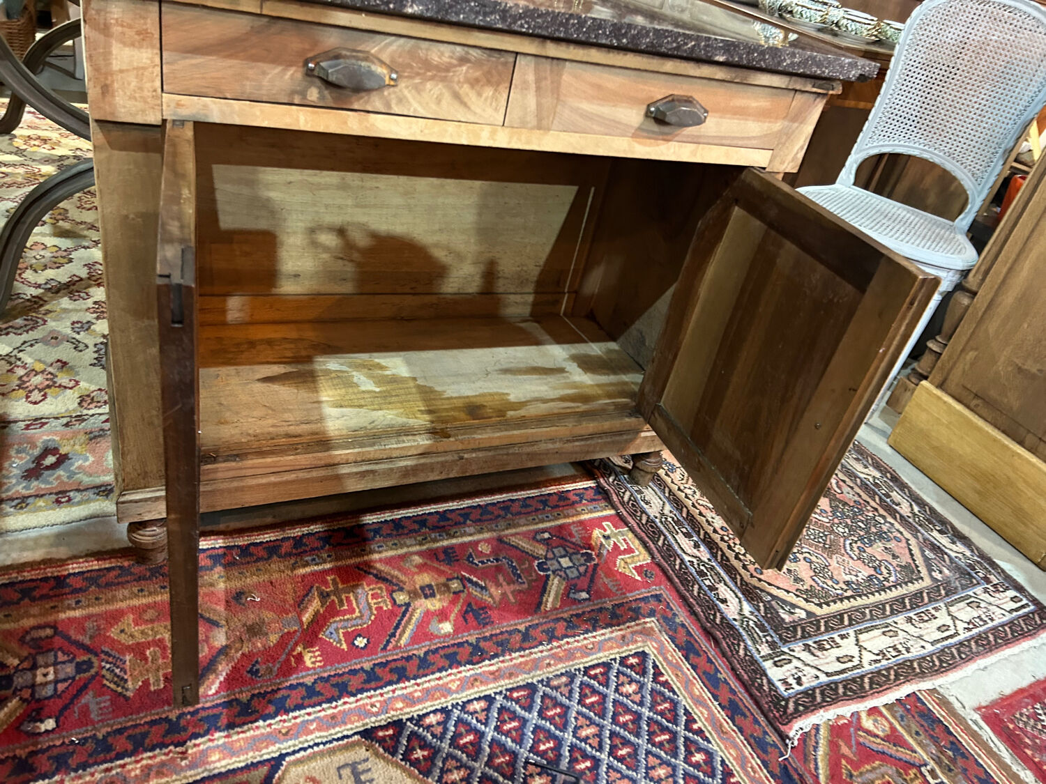 Parisian sideboard in walnut marble top