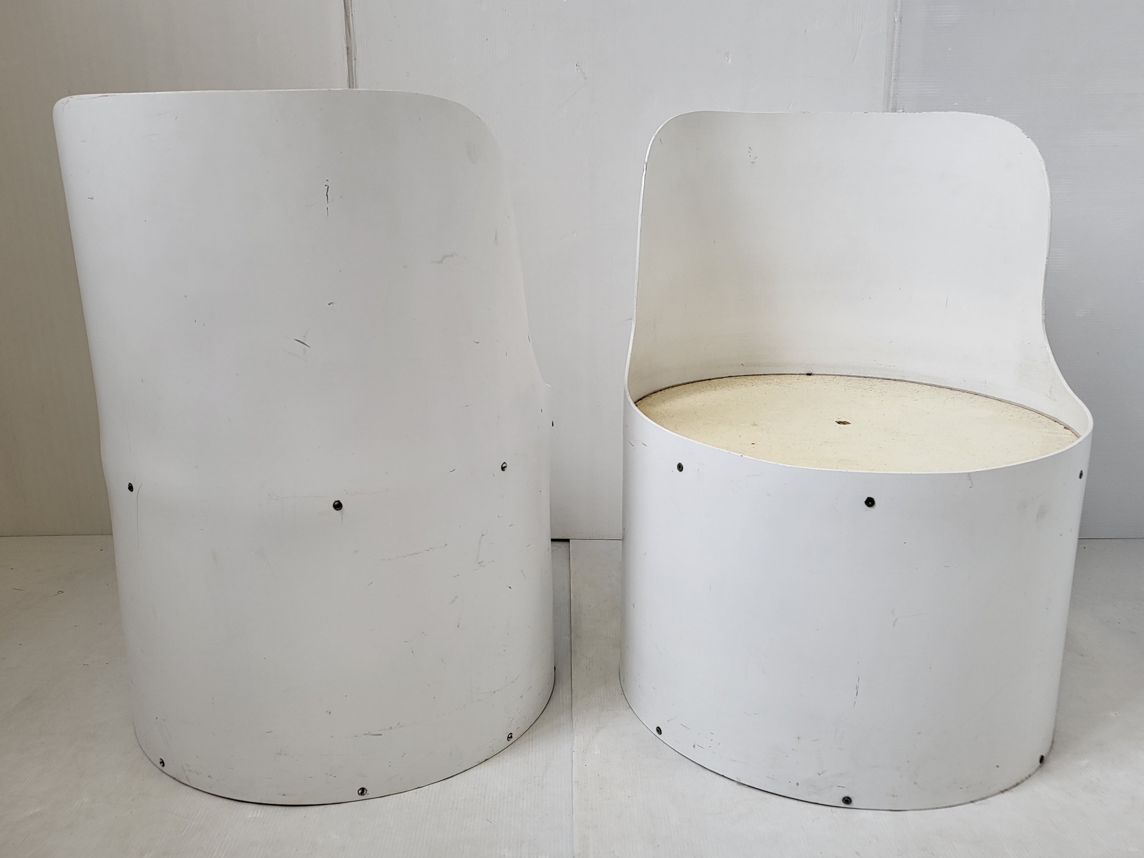 Paire de fauteuils Tomotom Bernard Holdaway 1970 space age