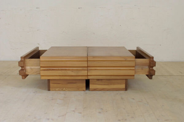 Paire de tables de chevets ou bouts de canapé en orme massif