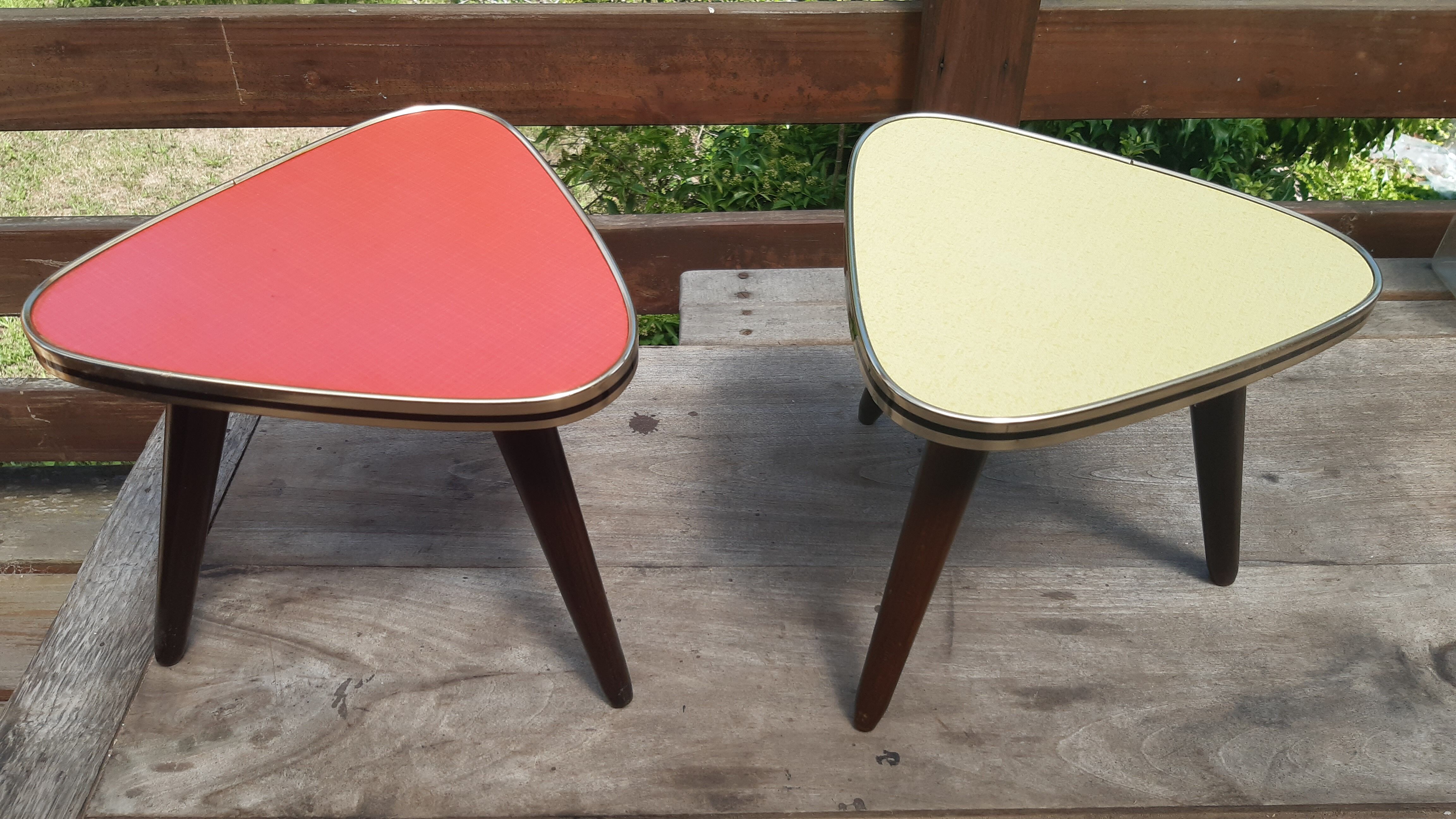 Lot de 2 guéridons porte plante 1960
