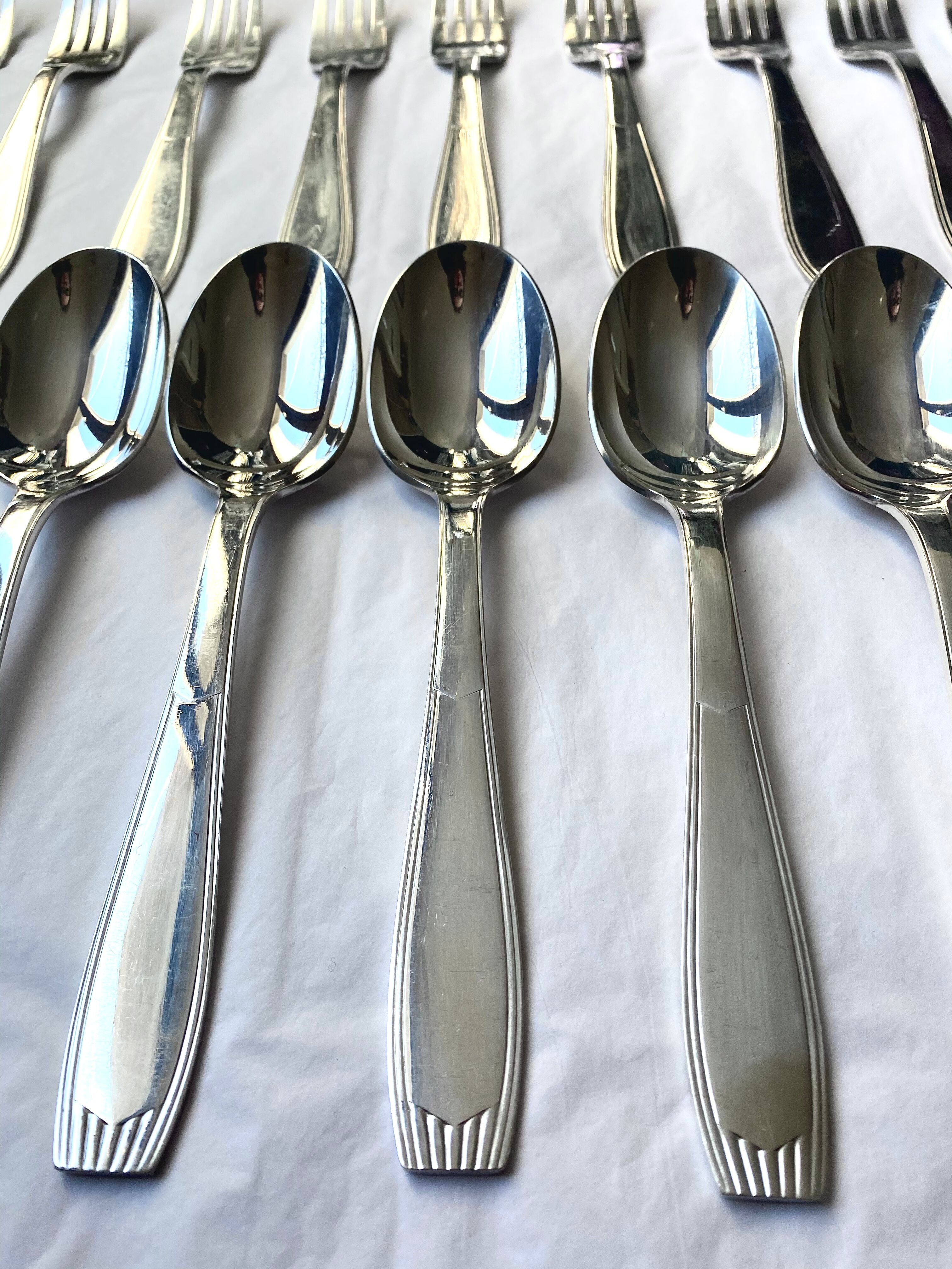 Christofle cutlery set - 11 fourchettes de table et 11 cuillères à soupe - Art déco - Métal argenté