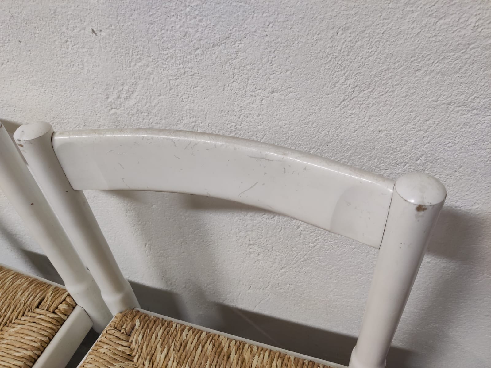 Suite of 6 Carimate chairs by Vico Magistretti