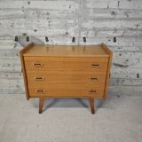 Vintage chest of drawers in light wood
