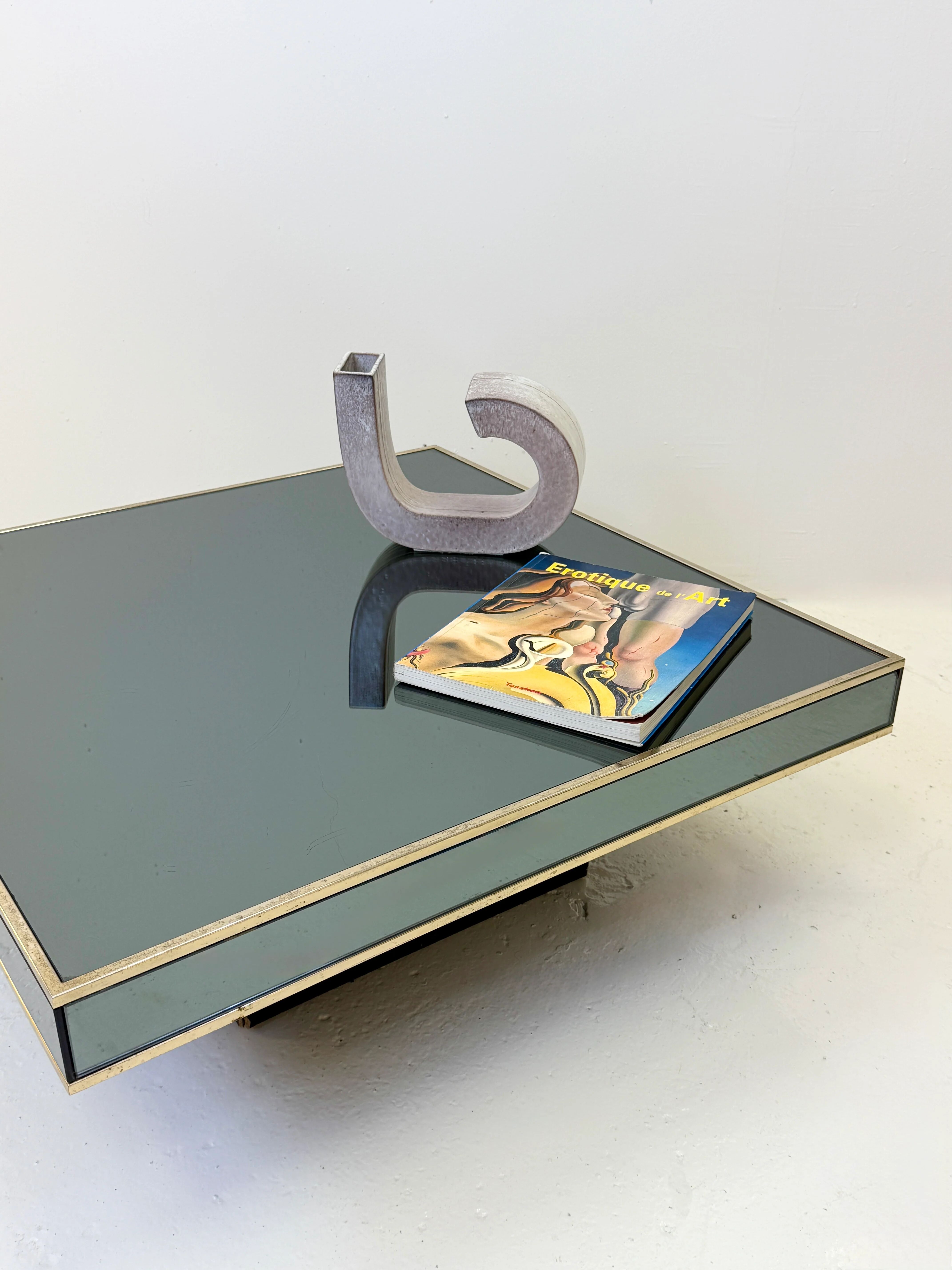 "Mirror" coffee table Cidue, Italy 1970s