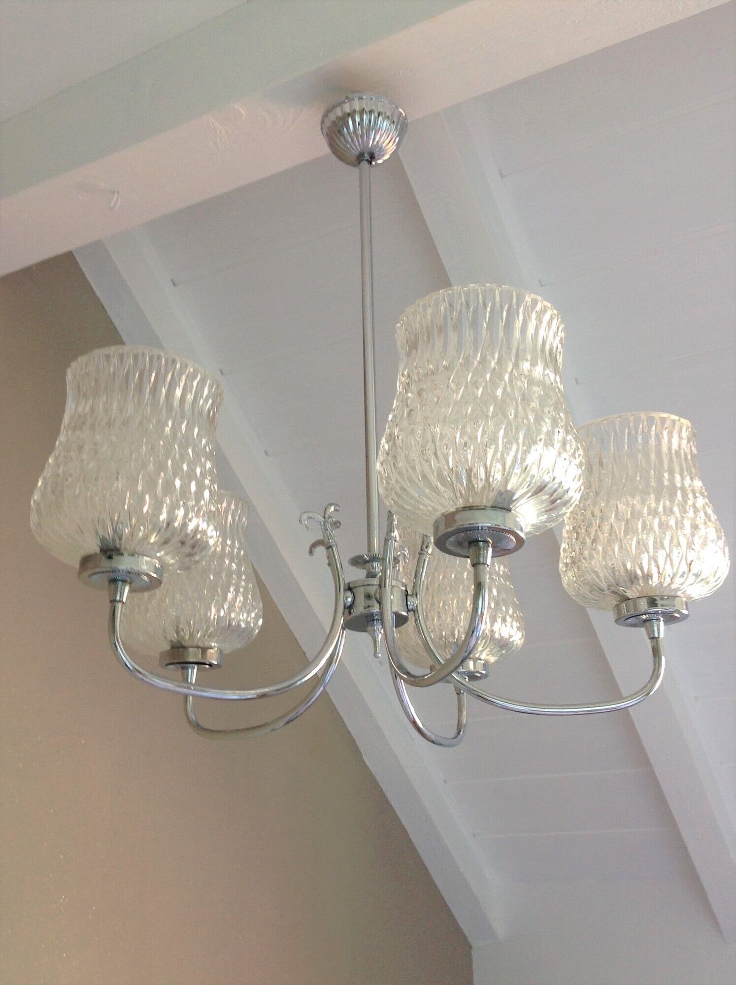 Five-spoke chandelier in chrome-plated metal and structured/vintage glass 60s-70s