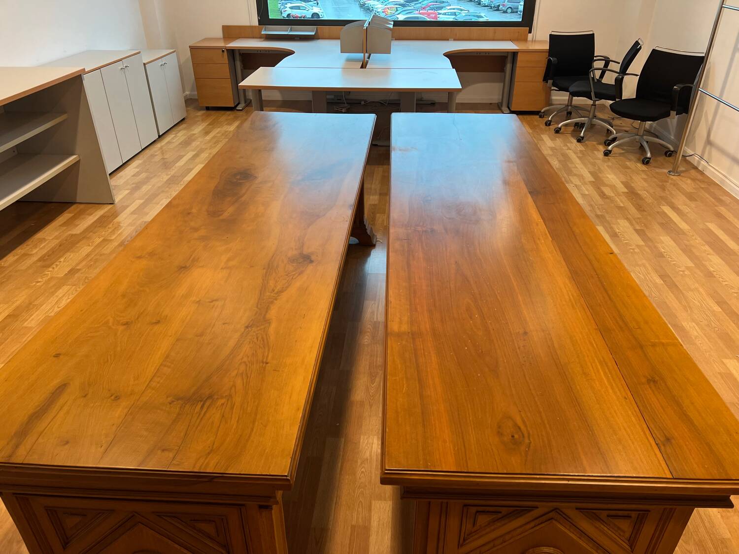 Pair of monumental industrial work tables in solid oak – 1930s