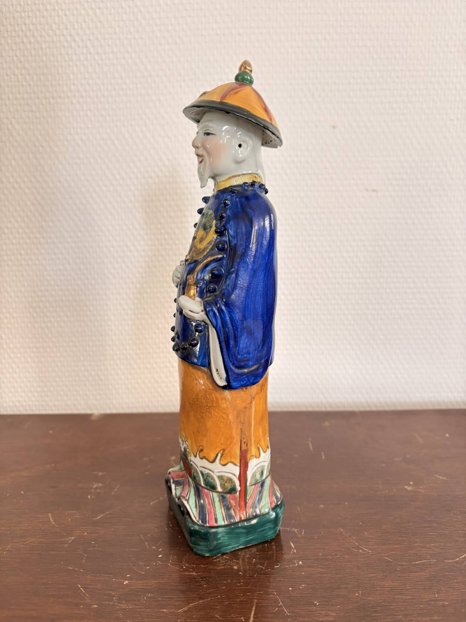 Chinese Porcelain Sculpture of a Manchu Mandarin Qing Pipe Smoker