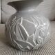 Vase art-déco au motif floral