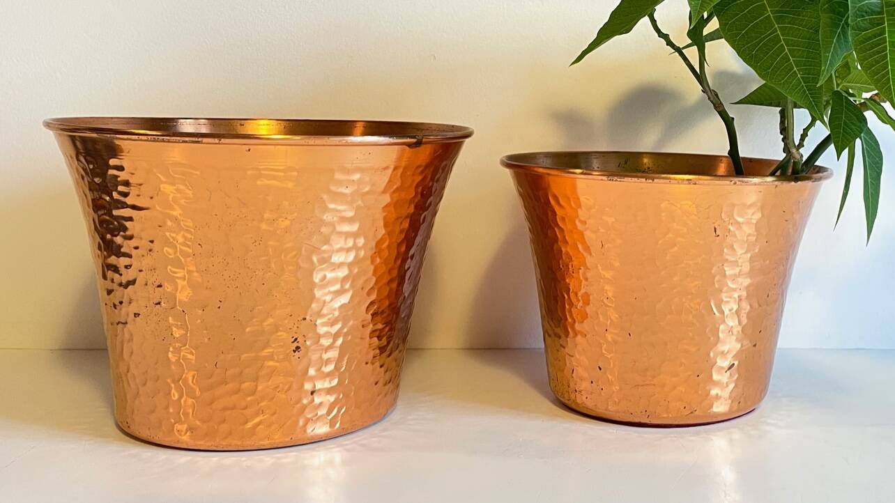 HAMMERED COPPER CACHE-POTS 1960s