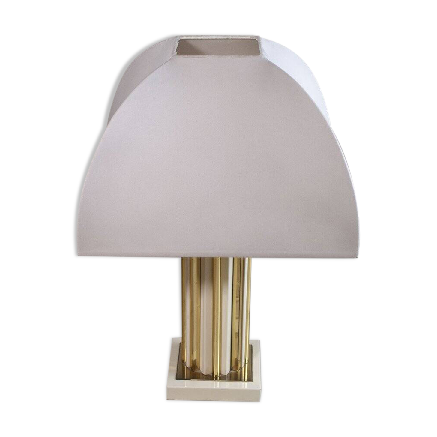 Table lamp in brass and lacquered metal with a fabric shade by Romeo Rega, 1960s.