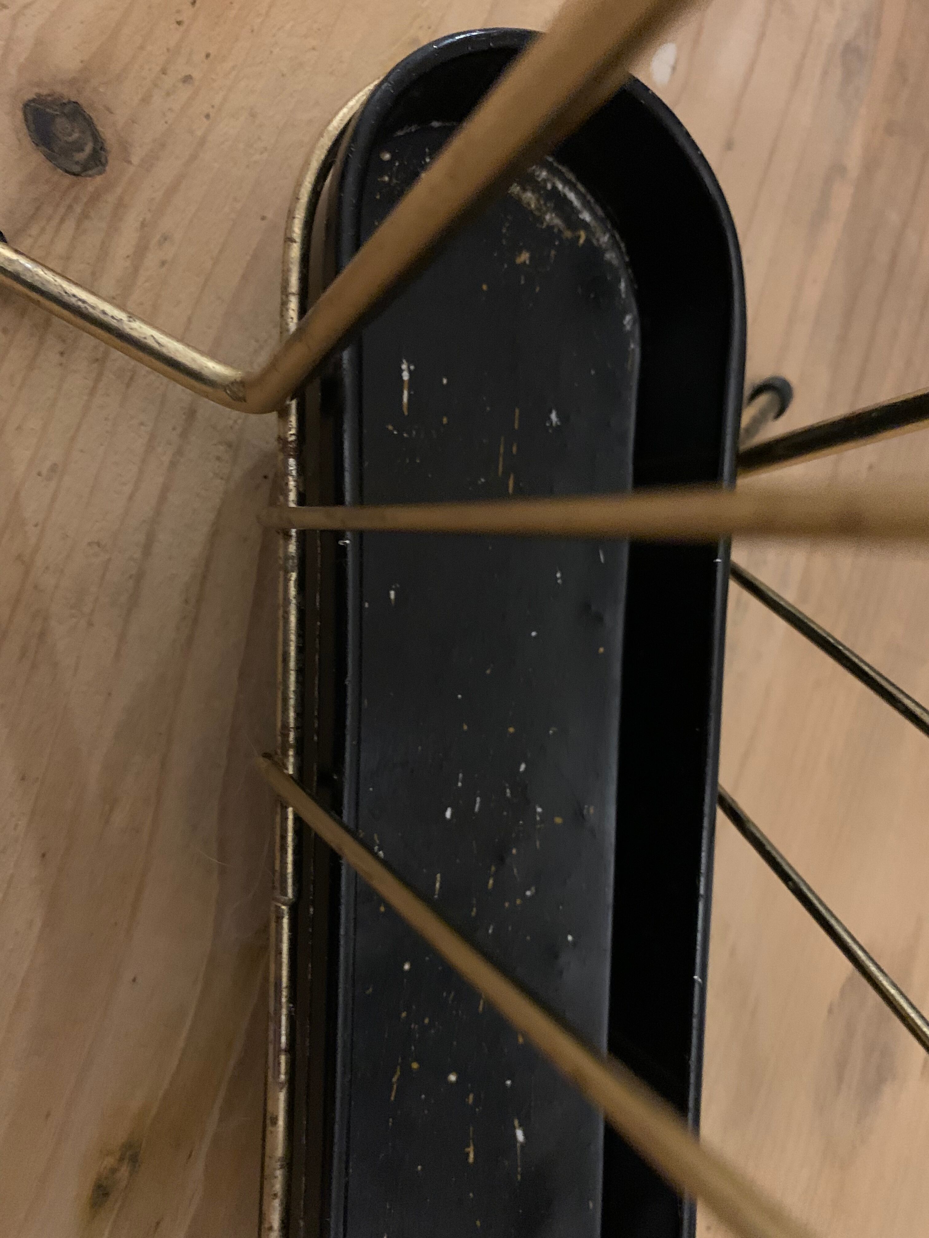 Vintage umbrella door