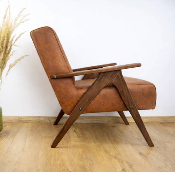 Fauteuil vintage en simili cuir marron