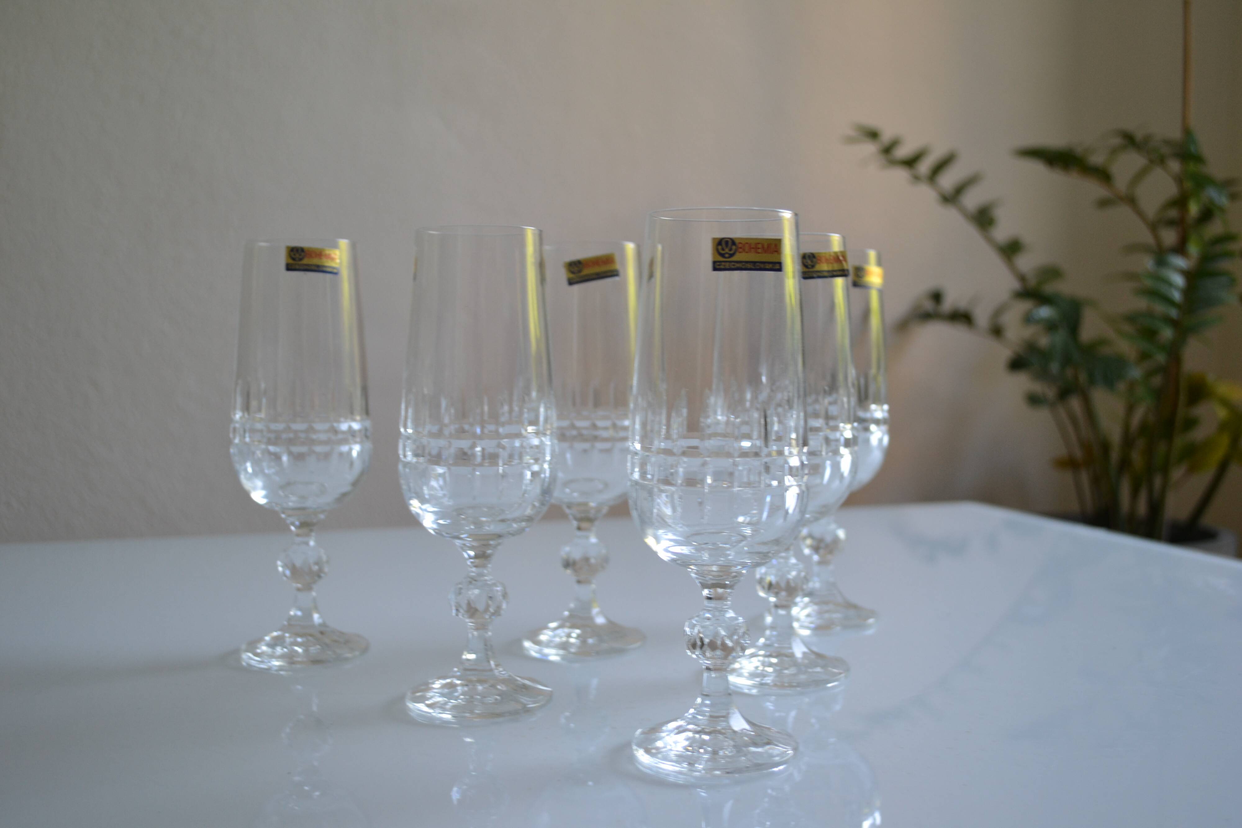 6 champagne flutes in Bohemian crystal Czechoslovakia