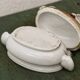 Bonbonnière en porcelaine, combat de coqs