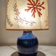 Lampe en grès émaillé bleu indigo et résine vers 1960