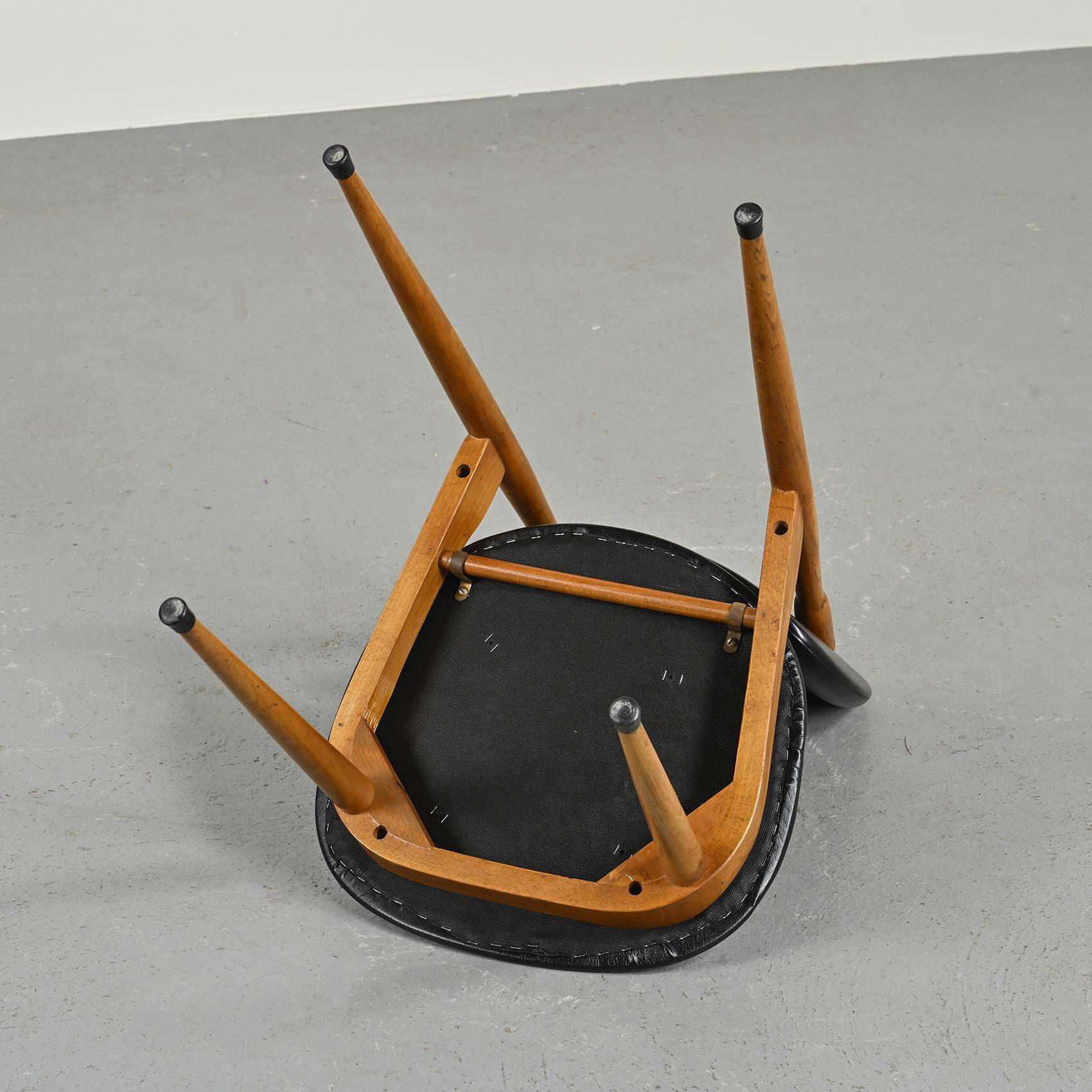 Set of six Pegase Chairs