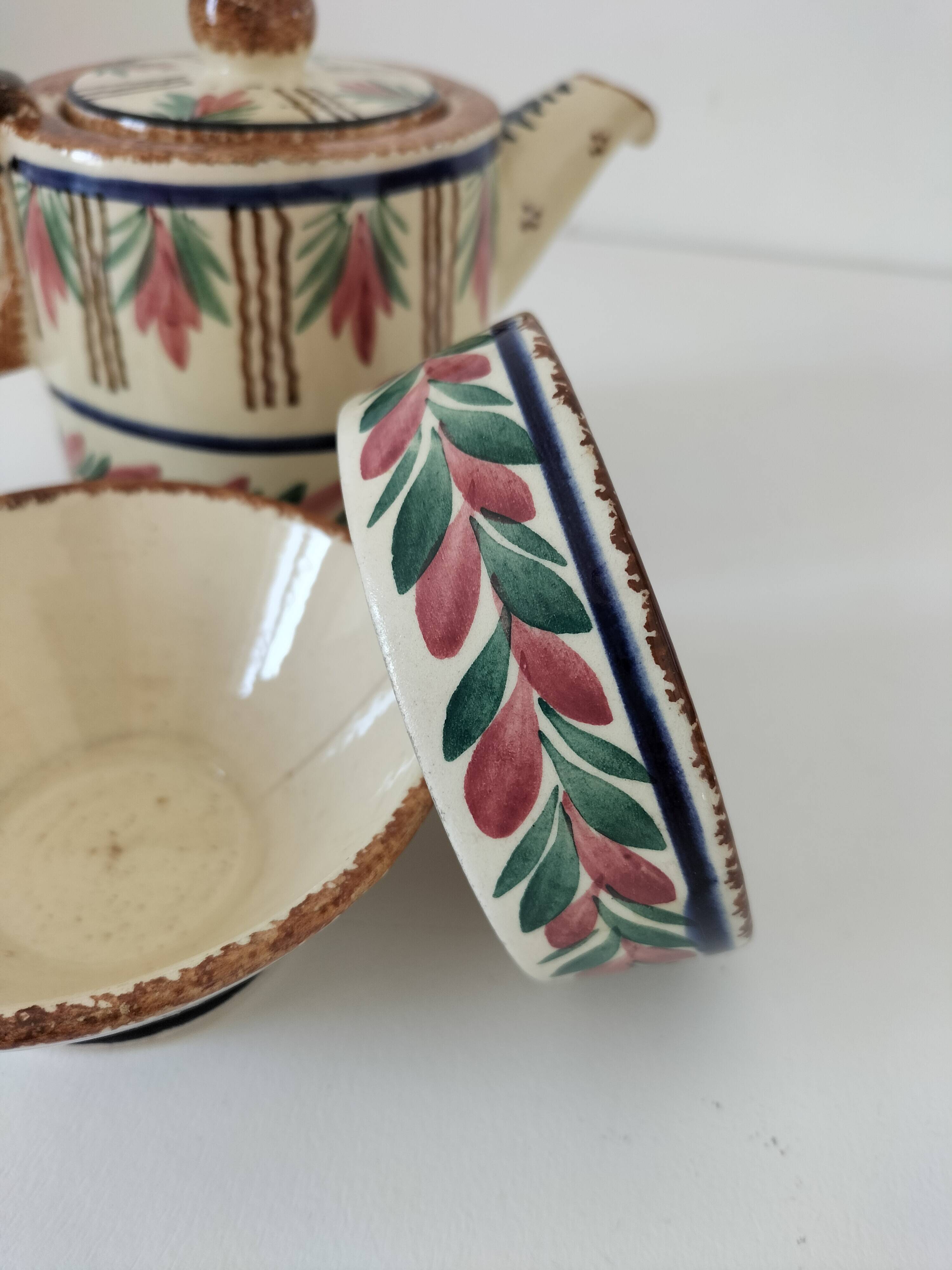 HB Quimper Teapot, Cups and Ramekin Set