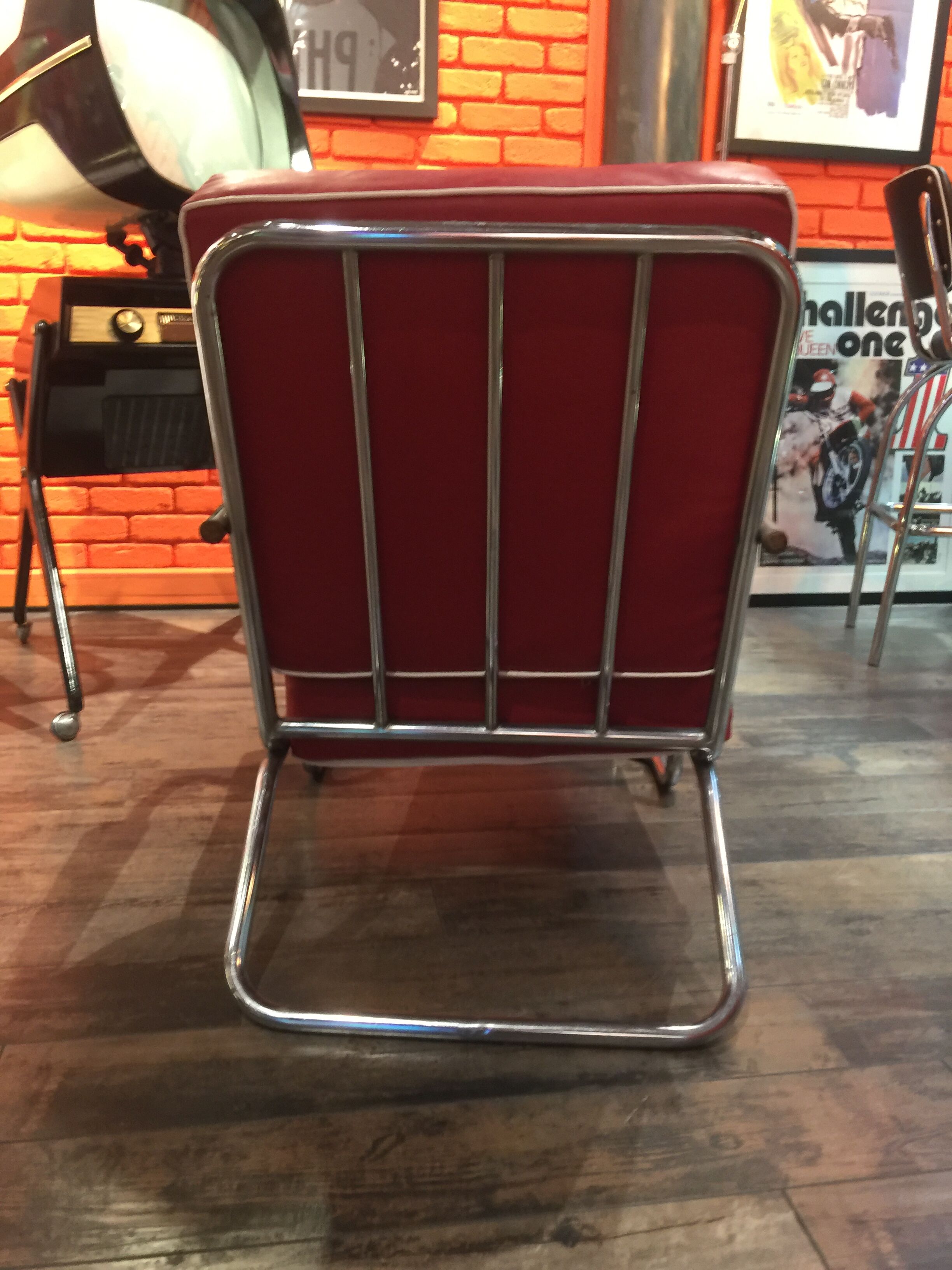 Lot 2 chairs USA 1950