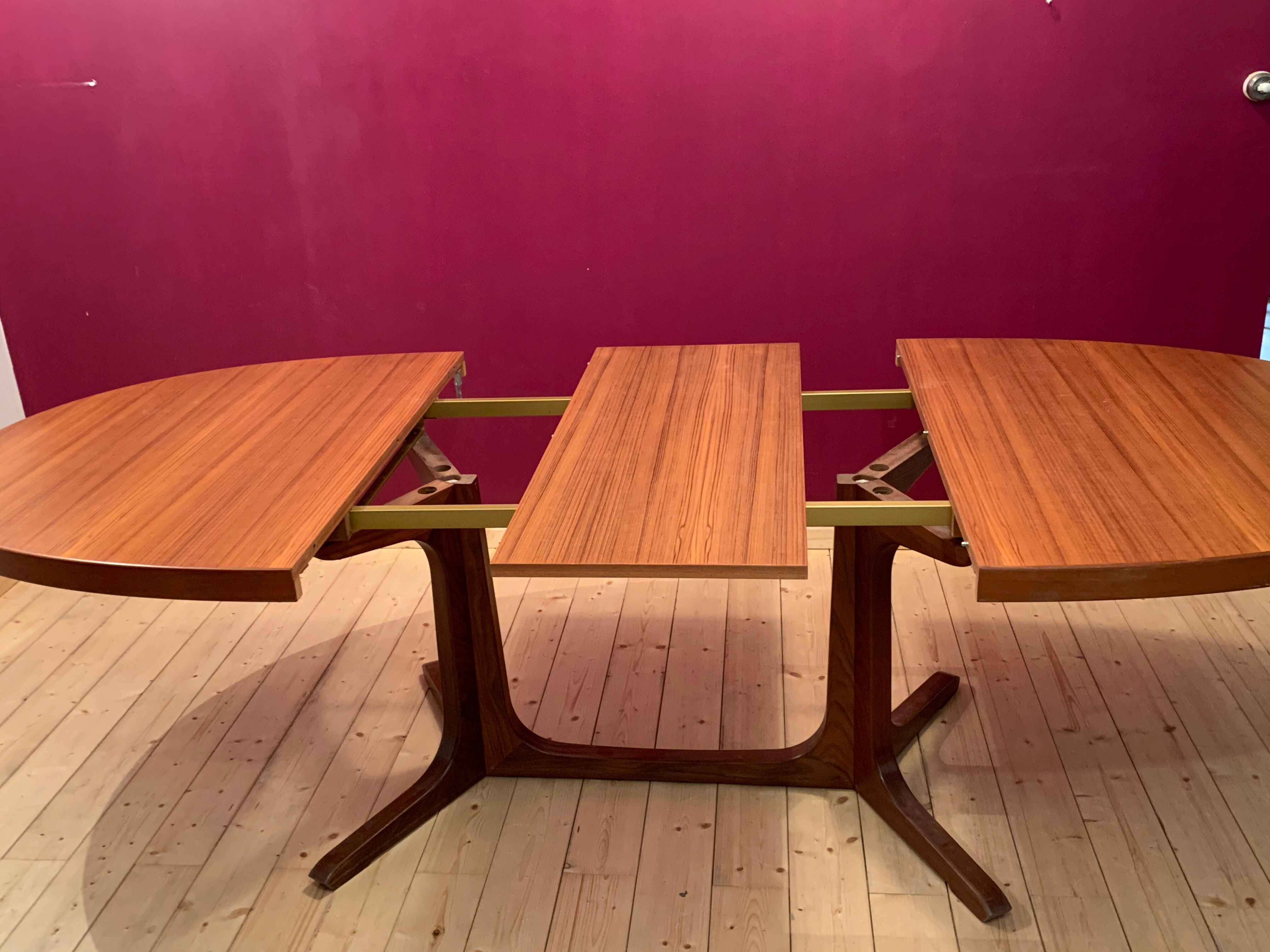 Rosewood dining table has 2 lengths Baumann Scandinavian style M-belfabrik