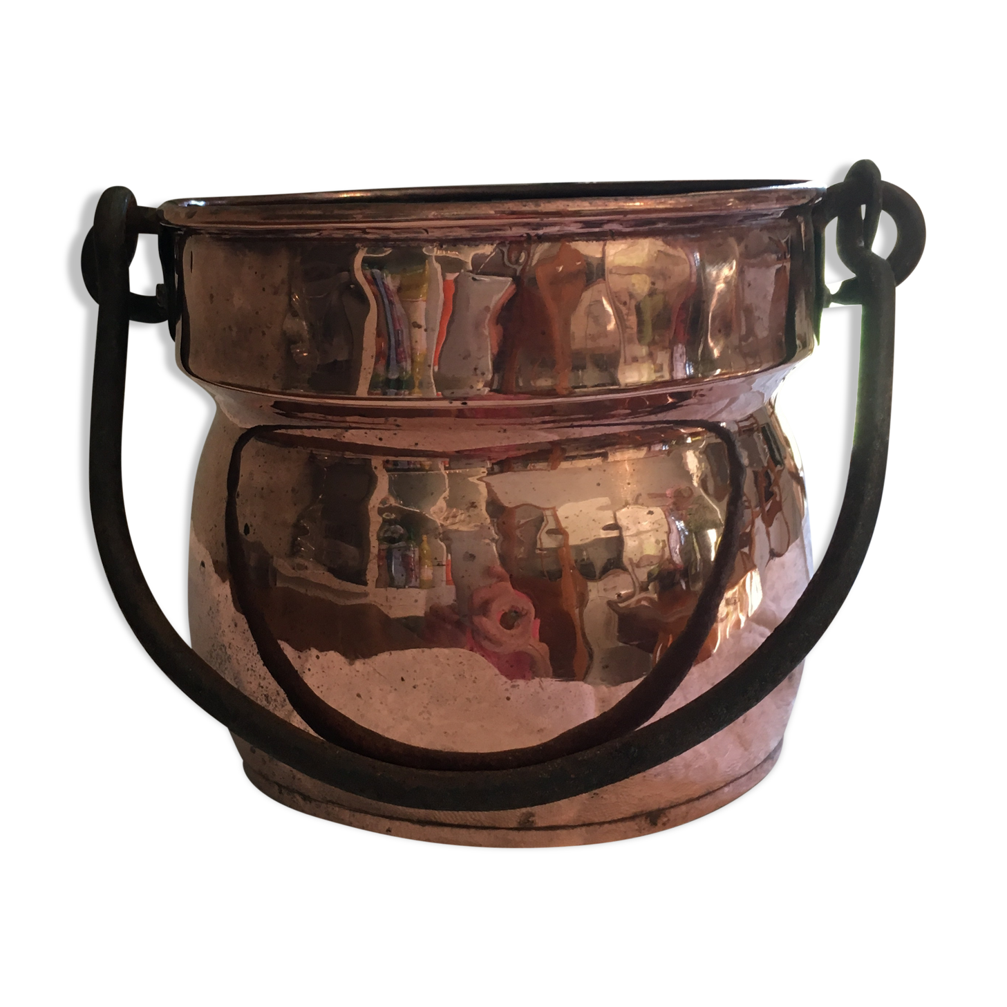 Old copper pot cover with cove