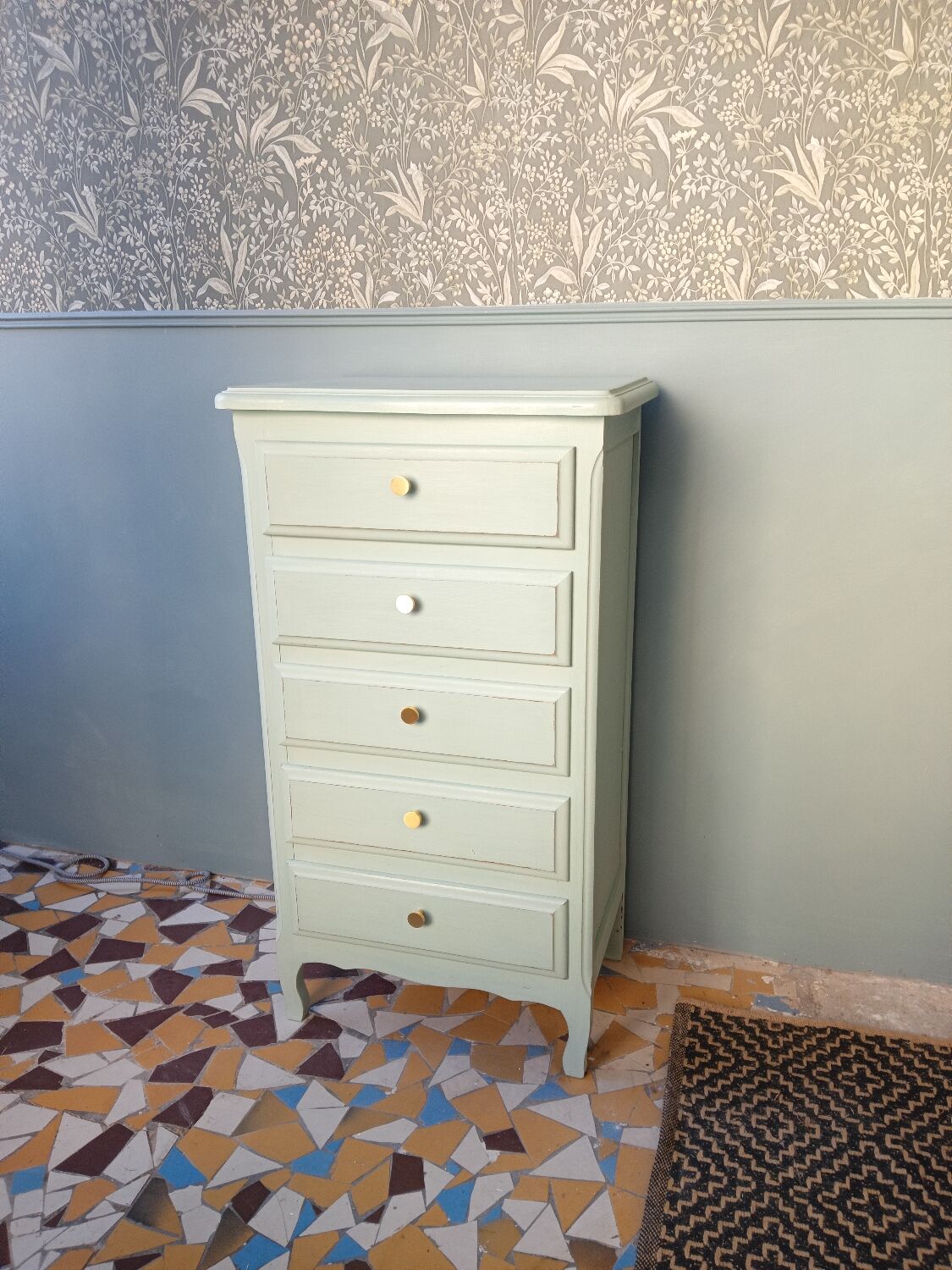 Dresser