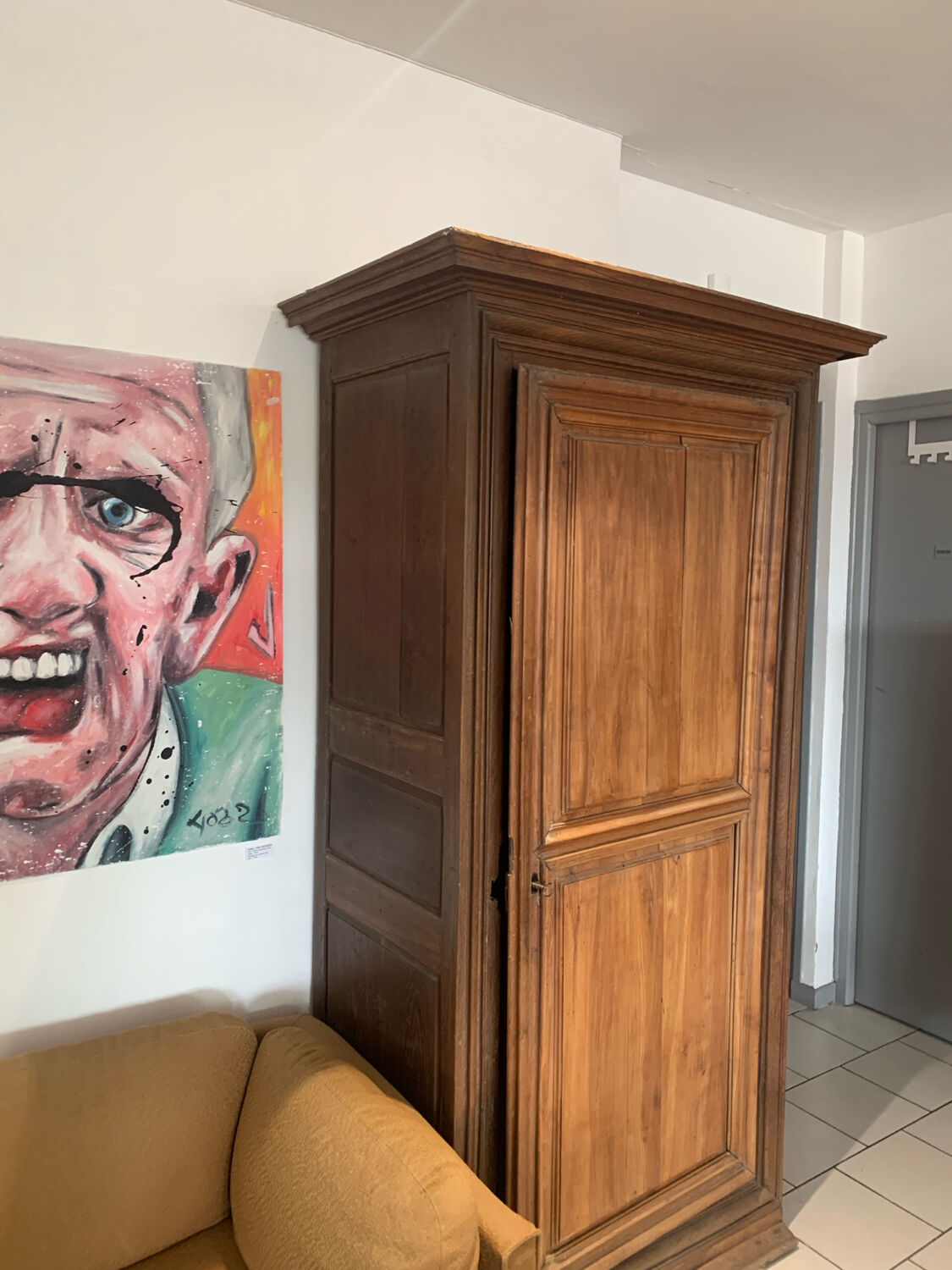 Old 18th century walnut and oak bonnet maker