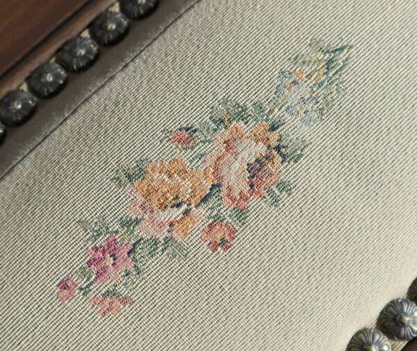 Coffre à linge de palier en hêtre et noyer massif, style louis xiii – fin xixe