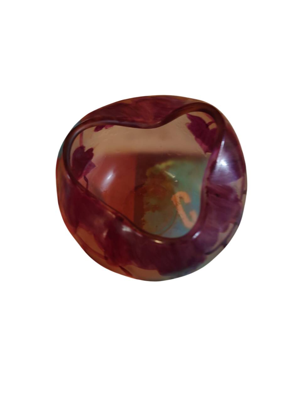 petit vase boule verre multicouche dégagé a l'acide de cassis et rechaussé de peinture signé Theodor