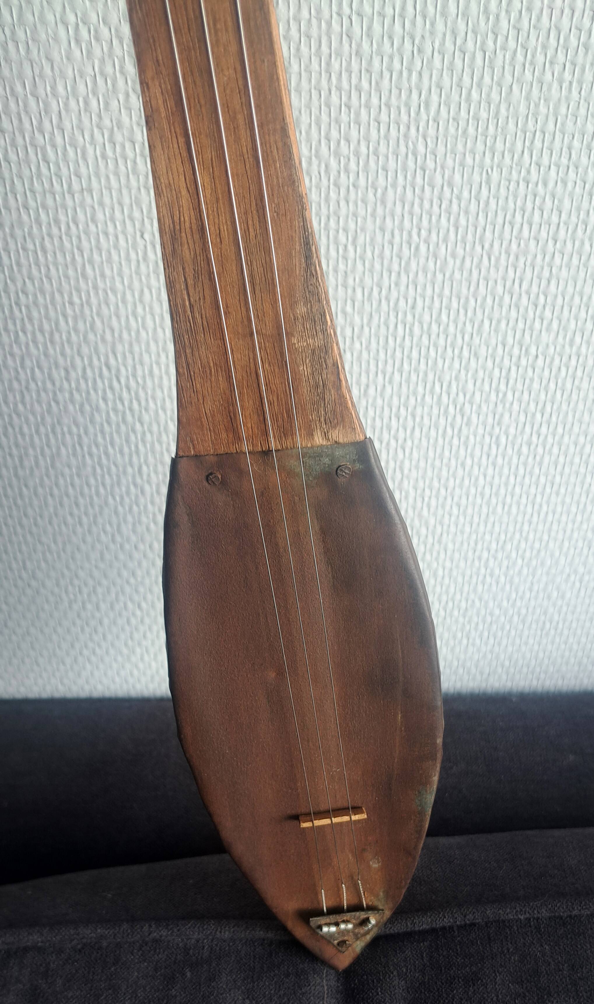 Traditional Oceanic instrument (hasapi batak toba lute) - 1970s