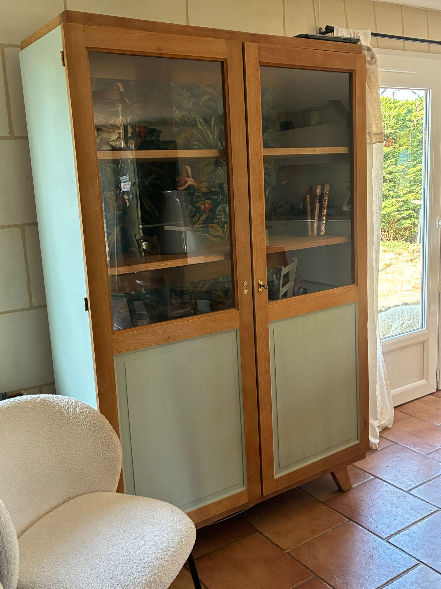 Cupboard/display cabinet/dish cabinet