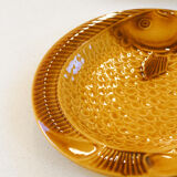 Plates and fish dish in Kil earthenware from the 1960s and 70s
