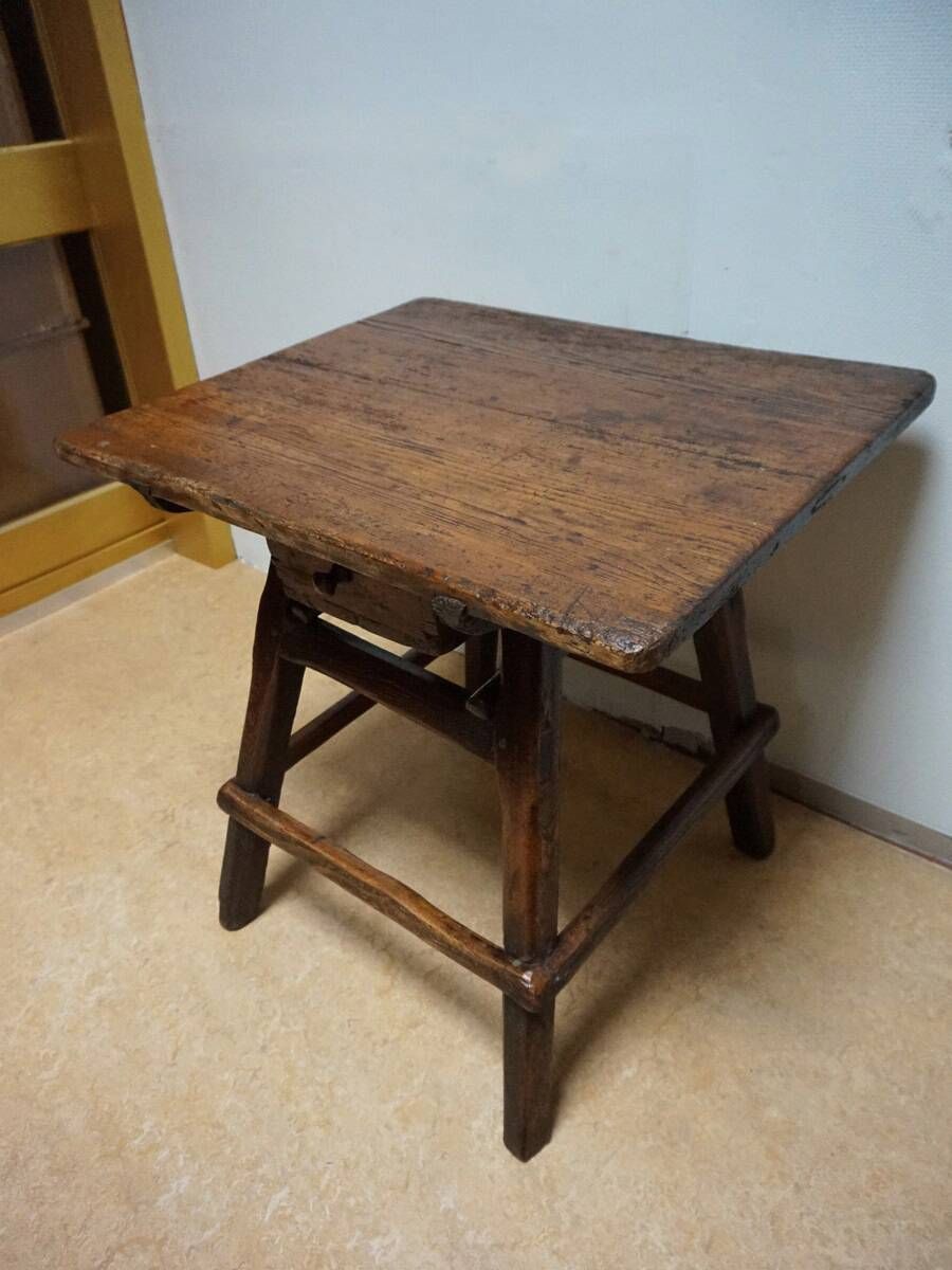 Small size Antique Bankers/ Rent or Merchant Table, late 18th C.