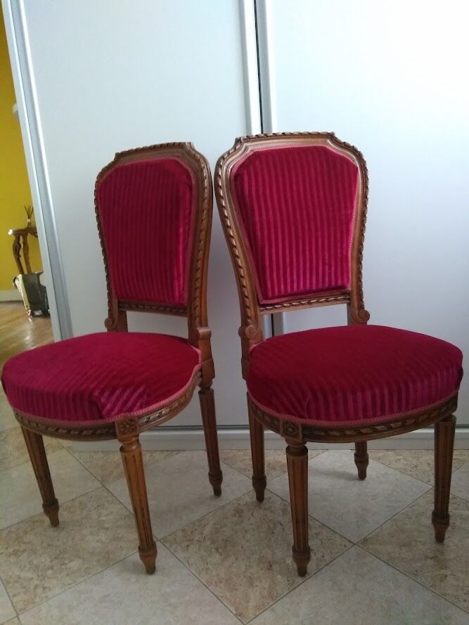 Pair of antique chairs stryle Louis XVI
